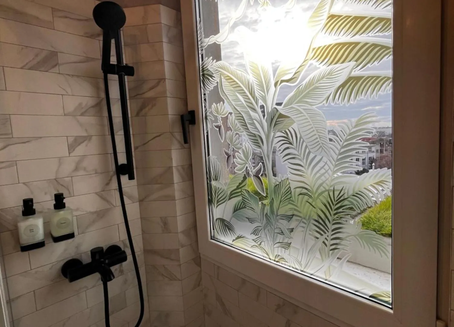 Terrace View Downtown Studio Bucharest Apartment