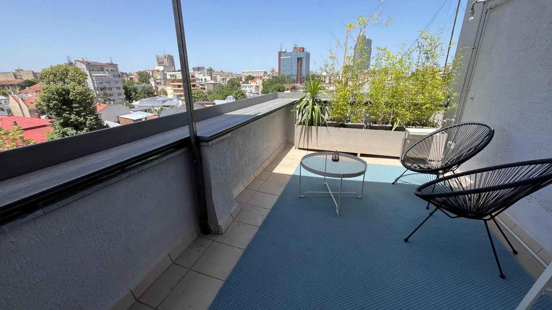 Apartment Terrace View Downtown Studio Bucharest